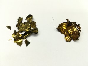 P3HT homopolymer (left side) and P3HT-b-PEO diblock colpolymer (right side). The dark color and the metallic shine is typical for P3HT.