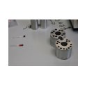 Vial and holder for aligning crystals Vial and holder for aligning crystals